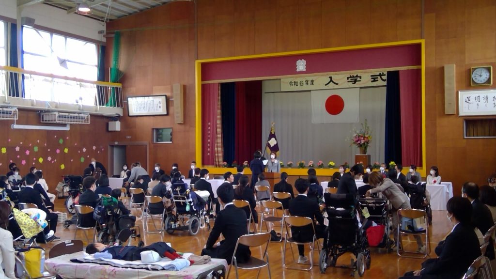 新入生代表挨拶